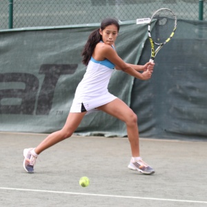 Kida tennis lessons Bradford